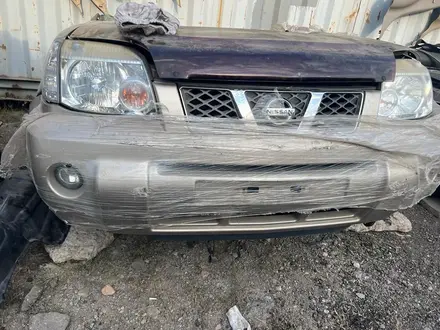 Бампер передний оригинал nissan xtrail за 100 000 тг. в Алматы