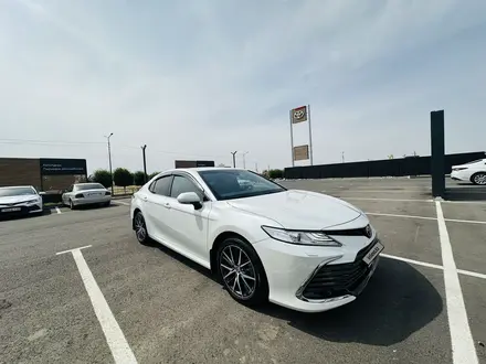 Toyota Camry 2021 года за 16 500 000 тг. в Астана – фото 11