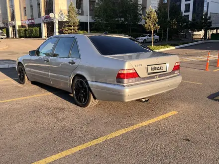 Mercedes-Benz S 320 1996 года за 4 100 000 тг. в Астана – фото 11
