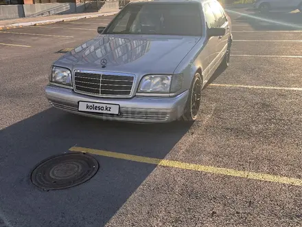 Mercedes-Benz S 320 1996 года за 4 100 000 тг. в Астана – фото 13