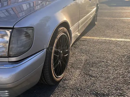 Mercedes-Benz S 320 1996 года за 4 100 000 тг. в Астана – фото 16