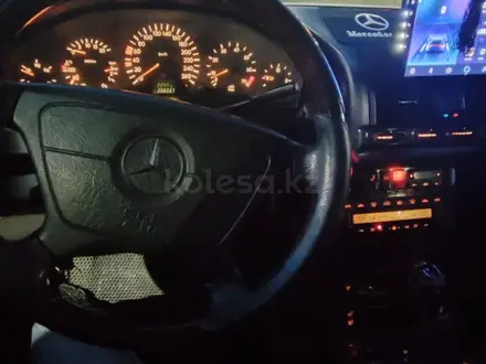 Mercedes-Benz S 320 1996 года за 4 100 000 тг. в Астана – фото 46