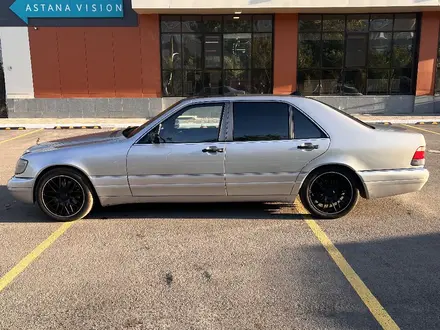 Mercedes-Benz S 320 1996 года за 4 100 000 тг. в Астана – фото 5