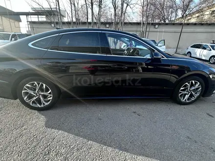 Hyundai Sonata 2022 года за 12 500 000 тг. в Шымкент – фото 7