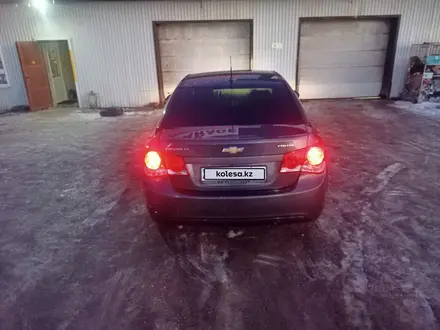 Chevrolet Cruze 2010 года за 3 400 000 тг. в Костанай – фото 5