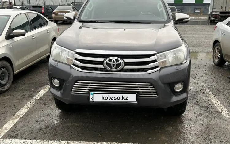 Toyota Hilux 2016 года за 12 000 000 тг. в Атырау