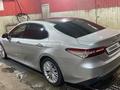 Toyota Camry 2019 года за 15 500 000 тг. в Костанай – фото 34