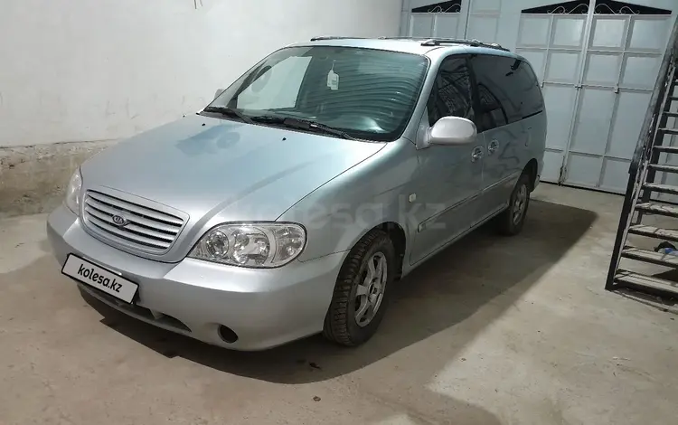 Kia Carnival 2001 года за 2 700 000 тг. в Туркестан