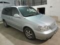 Kia Carnival 2001 года за 2 700 000 тг. в Туркестан – фото 4