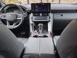 Toyota Land Cruiser 2024 года за 45 000 000 тг. в Астана – фото 4