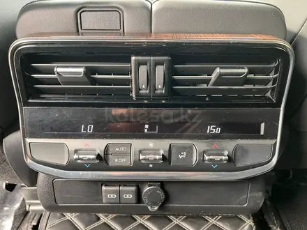 Toyota Land Cruiser 2024 года за 51 000 000 тг. в Астана – фото 8
