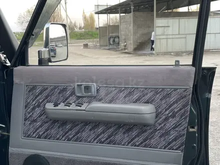 Toyota Land Cruiser Prado 1995 года за 3 900 000 тг. в Алматы – фото 12