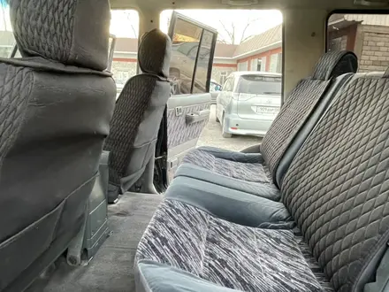 Toyota Land Cruiser Prado 1995 года за 3 900 000 тг. в Алматы – фото 18