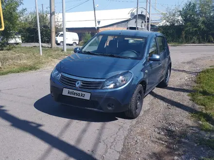 Renault Sandero 2012 года за 2 500 000 тг. в Алматы – фото 7