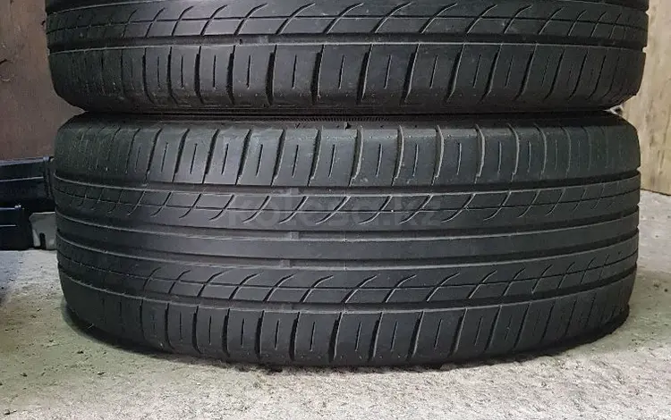 Резина 2-шт 205/55 r16 Yokohama из Японииүшін30 000 тг. в Алматы