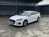 Hyundai Sonata 2021 года за 8 700 000 тг. в Шымкент