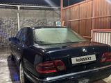Mercedes-Benz E 280 1998 годаfor4 300 000 тг. в Жаркент – фото 3