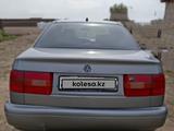 Volkswagen Passat 1994 года за 1 250 000 тг. в Караганда – фото 2