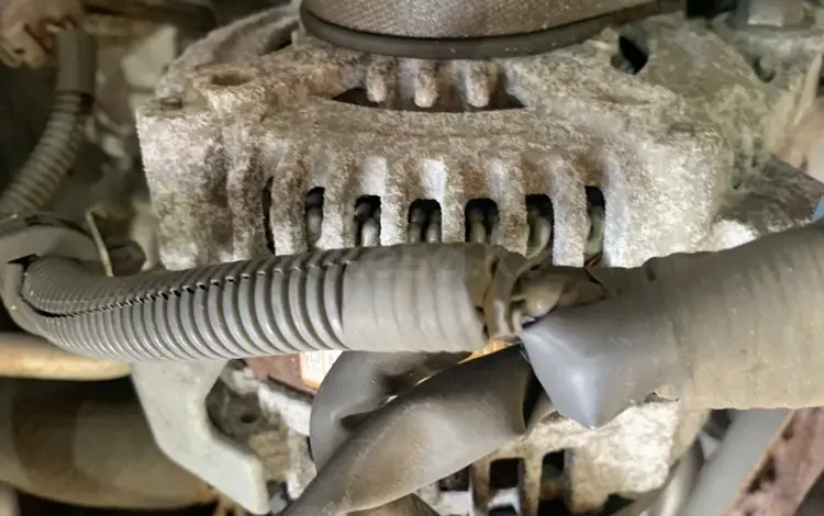 Генератор на Toyota Camry 30 за 25 000 тг. в Алматы