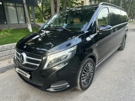 Mercedes-Benz V 250 2020 года за 34 000 000 тг. в Алматы