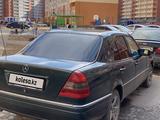 Mercedes-Benz C 180 1996 года за 2 250 000 тг. в Павлодар – фото 3