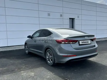 Hyundai Elantra 2019 года за 8 490 000 тг. в Усть-Каменогорск