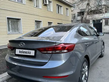 Hyundai Elantra 2019 года за 8 490 000 тг. в Усть-Каменогорск – фото 2