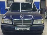 Mercedes-Benz C 200 1995 года за 2 850 000 тг. в Караганда – фото 2