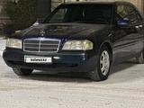 Mercedes-Benz C 200 1995 года за 2 850 000 тг. в Караганда