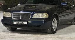 Mercedes-Benz C 200 1995 года за 2 850 000 тг. в Караганда