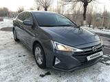 Hyundai Elantra 2019 года за 9 500 000 тг. в Тараз – фото 3