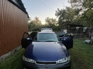 Mazda Cronos