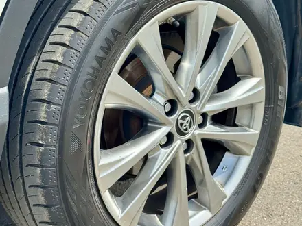 Toyota RAV4 2018 года за 12 200 000 тг. в Усть-Каменогорск – фото 11