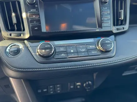 Toyota RAV4 2018 года за 12 200 000 тг. в Усть-Каменогорск – фото 20