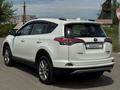 Toyota RAV4 2018 года за 12 200 000 тг. в Усть-Каменогорск – фото 6