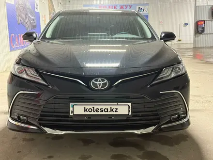 Toyota Camry 2023 года за 13 500 000 тг. в Тараз