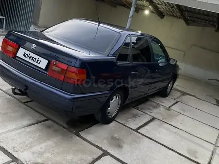 Volkswagen Passat 1994 года за 1 800 000 тг. в Тараз