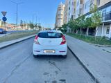 Hyundai Solaris 2015 года за 2 800 000 тг. в Астана – фото 2
