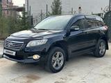 Toyota RAV4 2011 годаfor8 300 000 тг. в Астана – фото 3