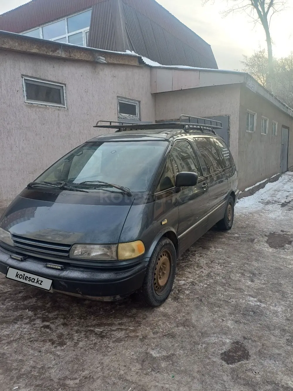 Toyota Previa, 1993