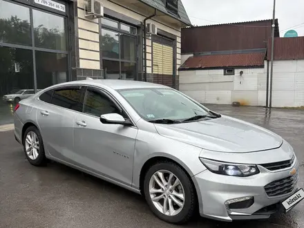Chevrolet Malibu 2017 года за 7 500 000 тг. в Алматы – фото 2