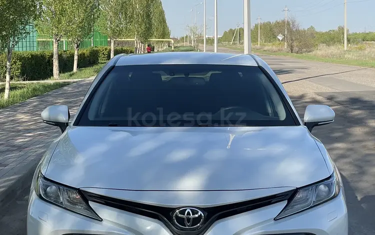 Toyota Camry 2020 года за 11 700 000 тг. в Астана
