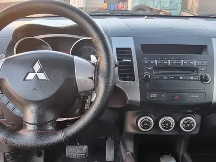 Mitsubishi Outlander 2007 года за 5 200 000 тг. в Атырау – фото 2