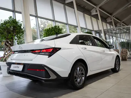Hyundai Elantra Elegance 2026 года за 9 290 000 тг. в Алматы – фото 7