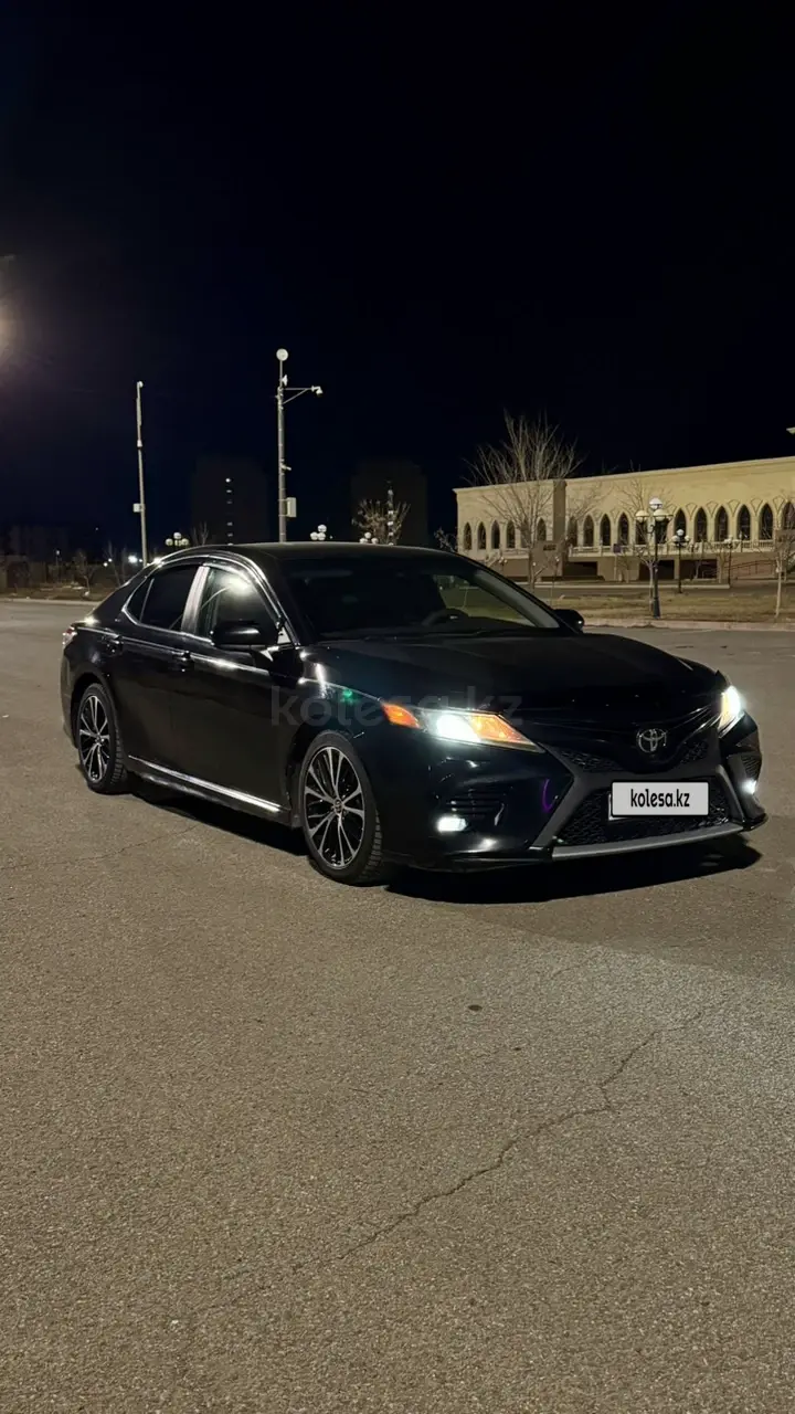Toyota Camry, 2020