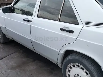 Mercedes-Benz 190 1989 года за 600 000 тг. в Семей – фото 2