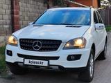 Mercedes-Benz ML 350 2006 годаүшін5 000 000 тг. в Алматы – фото 2