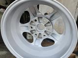 Диски оригинальные от Mitsubishi 16/068 за 150 000 тг. в Алматы – фото 3