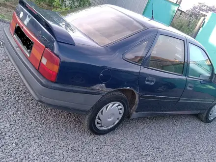 Opel Vectra 1992 года за 600 000 тг. в Актобе – фото 2