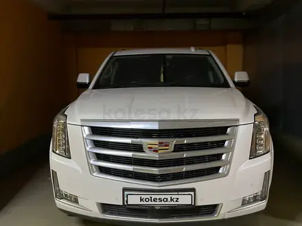 Cadillac Escalade 2020 годаүшін43 625 000 тг. в Актау – фото 12